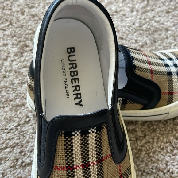 Burberry slip on Authentic don’t ask me to reach out u want make an offer ! - Picture 2 of 8
